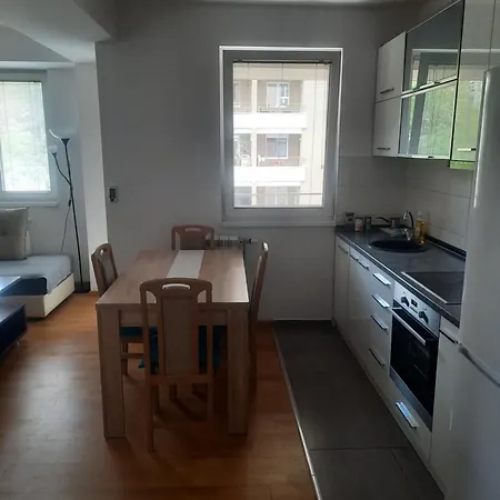 3 V Daire Üsküp